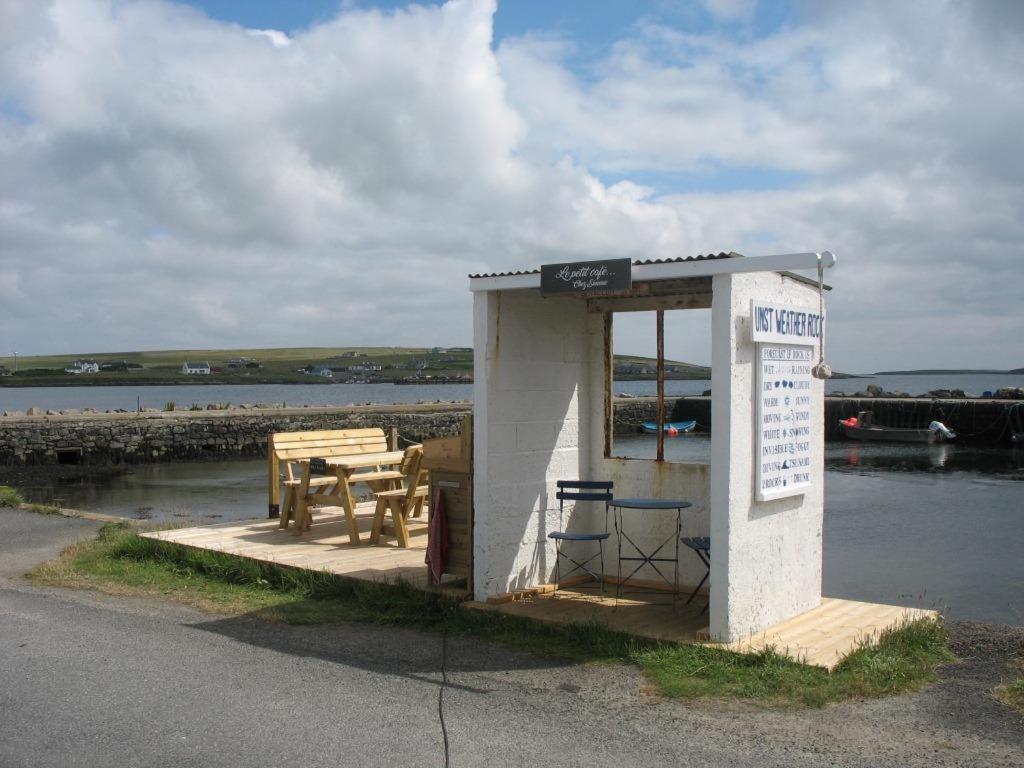 The Uyeasound Old Pier Cottage Belmont  Exteriör bild